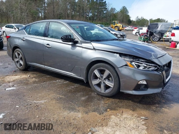 2019 Nissan Altima SL with VIN 1N4BL4EV4KC177623, listed as a IAAI auction lot 41724500 with 170,706 mi miles and . Bid and sale history available at DreamBid. Image 1.
