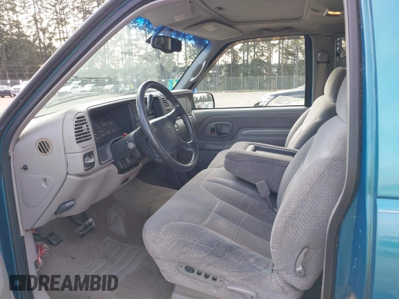 1997 Chevrolet Silverado 1500 with VIN 2GCEK19R2V1262153, listed as a IAAI auction lot 41752380 with 151,375 mi miles and . Bid and sale history available at DreamBid. Image 5.