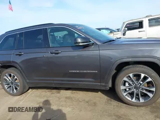2024 Jeep Grand Cherokee Overland with VIN 1C4RJHDG6R8594991, listed as a IAAI auction lot 41633066 with 14,437 mi miles. Bid and sale history available at carsss.com. Image 14.
