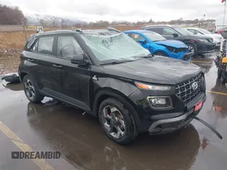 2021 Hyundai Venue SEL z VIN KMHRC8A32MU112542, wystawiony jako IAAI lot #41734014 z przebiegiem 67 602 mil mil oraz . Historia ofert i sprzedaży dostępna na DreamBid. Obrazek 1.