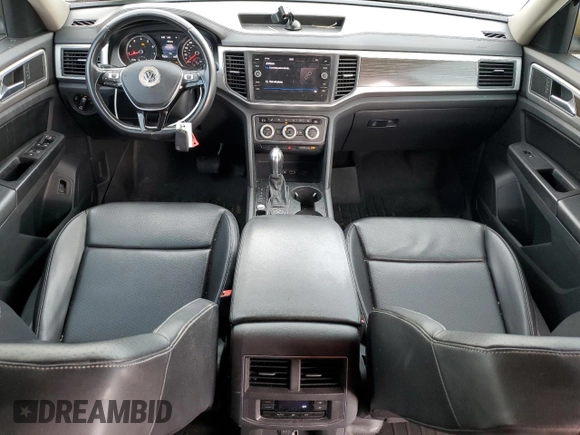 2018 Volkswagen Atlas SE z VIN 1V2LR2CA8JC527947, wystawiony jako Copart lot #54258935 z przebiegiem 126 541 mil mil oraz Szkoda całkowita • Salvage title. Historia ofert i sprzedaży dostępna na DreamBid. Obrazek 8.