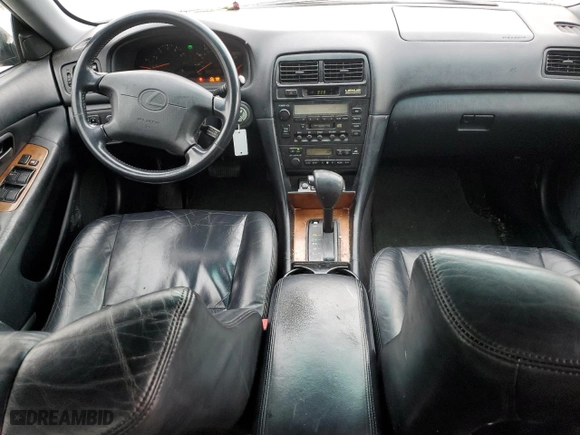 1998 Lexus ES 300 Luxury Sport Sdn with VIN JT8BF28G8W5049512, listed as a Copart auction lot 89101505 with 193,338 mi miles and Salvage Title. Bid and sale history available at carsss.com. Image 8.