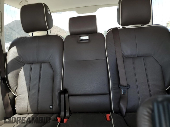 2011 Land Rover Range Rover HSE with VIN SALME1D49BA356829, listed as a Copart auction lot 56999045 with 101,768 mi miles and Clean title. Bid and sale history available at DreamBid. Image 10.