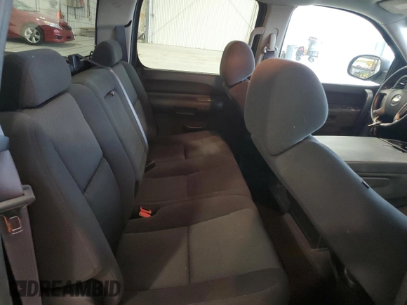 2011 Chevrolet Silverado 1500 LT with VIN 3GCPKSE33BG272919, listed as a Copart auction lot 51227155 with 140,936 mi miles and Salvage Title. Bid and sale history available at DreamBid. Image 10.