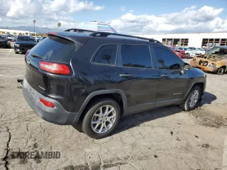 2015 Jeep Cherokee Sport z VIN 1C4PJLAB6FW580387, wystawiony jako Copart lot #50241815 z przebiegiem 99 999 mil mil oraz Czysty tytuł • Clean title. Historia ofert i sprzedaży dostępna na DreamBid. Obrazek 3.