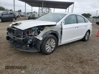 2018 Hyundai Sonata Hybrid SE with VIN KMHE24L37JA080157, listed as a Copart auction lot 73384993 with 114,907 mi miles. Bid and sale history available at carsss.com. Image 1.
