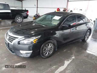 2015 Nissan Altima 2.5 SL with VIN 1N4AL3AP7FN900680, listed as a IAAI auction lot 41905897 with 158,200 mi miles. Bid and sale history available at carsss.com. Image 2.