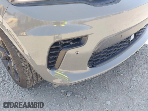 2021 Dodge Durango SRT Hellcat z VIN 1C4SDJH93MC683029, wystawiony jako IAAI lot #41875129 z przebiegiem 31 063 mil mil oraz . Historia ofert i sprzedaży dostępna na DreamBid. Obrazek 18.