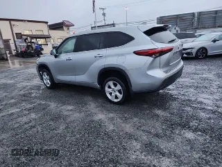 2021 Toyota Highlander L with VIN 5TDBZRBH4MS075907, listed as a Copart auction lot 57849265 with 67,128 mi miles and Salvage title. Bid and sale history available at DreamBid. Image 2.