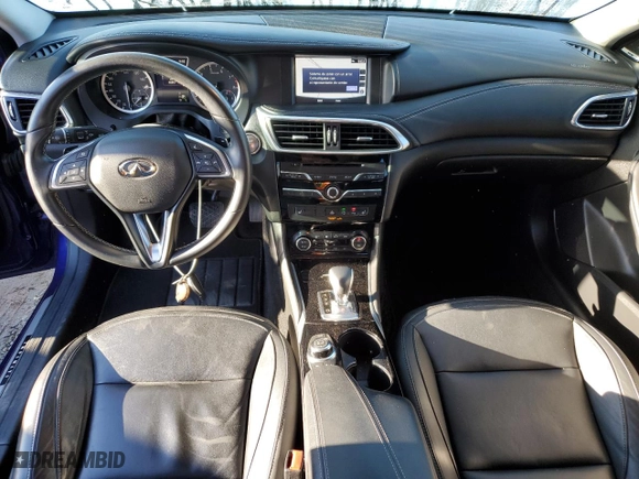 2018 Infiniti QX30 ESSENTIAL with VIN SJKCH5CP8JA043585, listed as a Copart auction lot 72258333 with 66,847 mi miles. Bid and sale history available at carsss.com. Image 8.