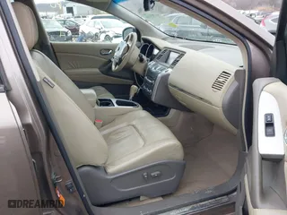 2009 Nissan Murano SL with VIN JN8AZ18W99W207669, listed as a IAAI auction lot 41783236 with 175,141 mi miles. Bid and sale history available at carsss.com. Image 5.