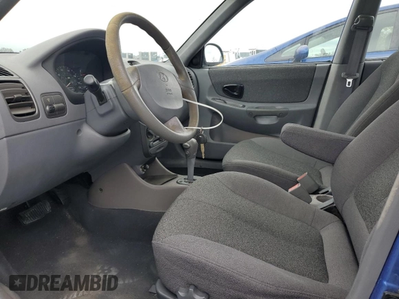 2002 Hyundai Accent GL with VIN KMHCG45C82U355914, listed as a Copart auction lot 89006295 with 60,907 mi miles and Clean Title. Bid and sale history available at carsss.com. Image 7.