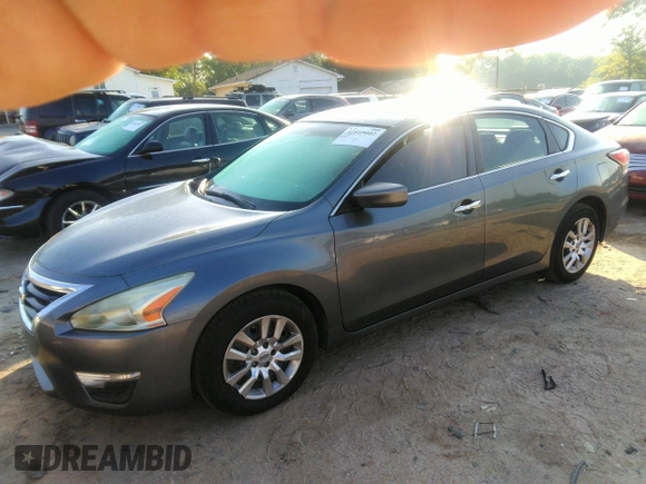 2014 Nissan Altima 2.5 S with VIN 1N4AL3APXEN216950, listed as a IAAI auction lot 42169002 with 261,982 mi miles. Bid and sale history available at carsss.com. Image 2.