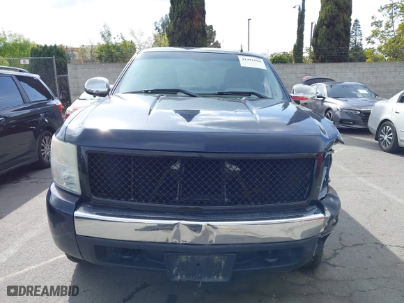 2007 Chevrolet Silverado 1500 LT w/1LT with VIN 2GCEC13C971730593, listed as a IAAI auction lot 41911806 with 192,098 mi miles. Bid and sale history available at carsss.com. Image 12.