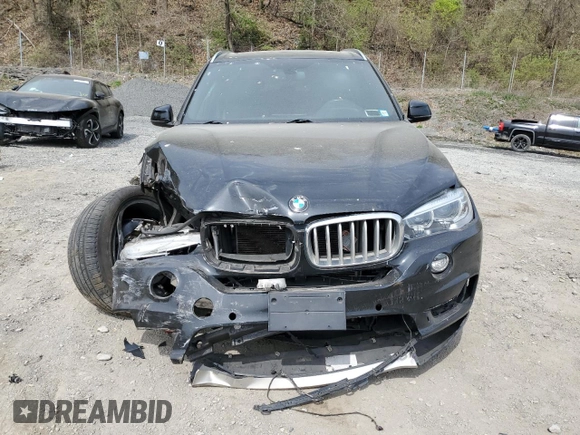 2017 BMW X5 xDrive35i z VIN 5UXKR0C53H0V68419, wystawiony jako Copart lot #54097345 z przebiegiem 100 682 mil mil oraz Szkoda całkowita • Salvage title. Historia ofert i sprzedaży dostępna na DreamBid. Obrazek 5.