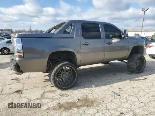 2007 Chevrolet Avalanche LTZ with VIN 3GNFK12387G161730, listed as a Copart auction lot 87256334 with 173,359 mi miles and Clean Title. Bid and sale history available at carsss.com. Image 3.