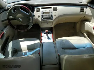 2008 Hyundai Azera Limited with VIN KMHFC46F68A274518, listed as a Copart auction lot 65783404 with 155,888 mi miles and Salvage Title. Bid and sale history available at carsss.com. Image 8.