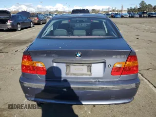 2005 BMW 3 Series 325i with VIN WBAET37435NH06848, listed as a Copart auction lot 44461725 with 91,042 mi miles and Salvage Title. Bid and sale history available at carsss.com. Image 6.