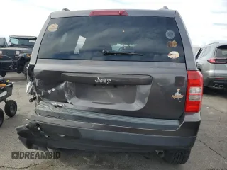 2016 Jeep Patriot Sport with VIN 1C4NJPBA1GD670001, listed as a Copart auction lot 53662275 with 100,455 mi miles and Salvage Title. Bid and sale history available at carsss.com. Image 6.