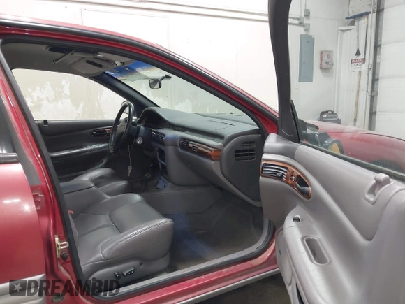 1993 Chrysler Concorde z VIN 2C3EL56F4PH641913, wystawiony jako IAAI lot #42233404 z przebiegiem 107 442 mil mil oraz . Historia ofert i sprzedaży dostępna na DreamBid. Obrazek 5.