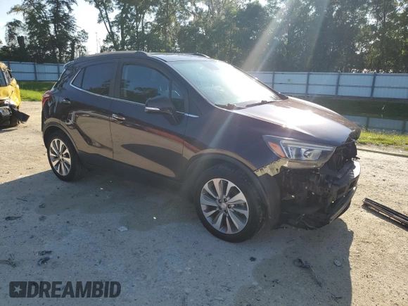 2017 Buick Encore Preferred z VIN KL4CJASB2HB098604, wystawiony jako Copart lot #61095855 z przebiegiem 108 692 mil mil oraz Szkoda całkowita • Salvage title. Historia ofert i sprzedaży dostępna na DreamBid. Obrazek 4.