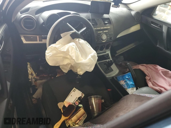 2010 Mazda 3 i SV with VIN JM1BL1SF2A1135533, listed as a Copart auction lot 52078105 with Not Provided miles and Salvage Title. Bid and sale history available at DreamBid. Image 8.