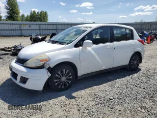 2007 Nissan Versa SL z VIN 3N1BC13E07L387968, wystawiony jako Copart lot #56212805 z przebiegiem 223 651 mil mil oraz Szkoda całkowita • Salvage title. Historia ofert i sprzedaży dostępna na DreamBid. Obrazek 1.