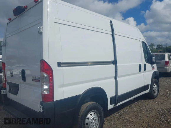 2019 Ram ProMaster Cargo with VIN 3C6TRVCG4KE521572, listed as a IAAI auction lot 40469320 with 191,158 mi miles and . Bid and sale history available at DreamBid. Image 4.