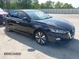 2019 Nissan Altima SV z VIN 1N4BL4DV1KC147772, wystawiony jako IAAI lot #42232260 z przebiegiem 121 912 mil mil oraz . Historia ofert i sprzedaży dostępna na DreamBid. Obrazek 1.