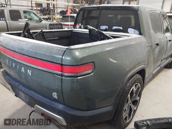 2022 Rivian R1T Adventure Package with VIN 7FCTGAAA0NN004365, listed as a IAAI auction lot 41534730 with 1 mi miles. Bid and sale history available at carsss.com. Image 4.