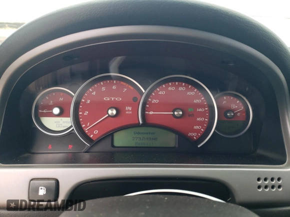 2006 Pontiac GTO z VIN 6G2VX12U06L550451, wystawiony jako Copart lot #54823105 z przebiegiem 273 049 mil mil oraz Tytuł czysty. Historia ofert i sprzedaży dostępna na DreamBid. Obrazek 9.