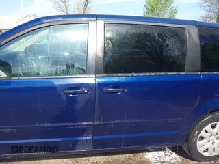 2016 Dodge Grand Caravan SE with VIN 2C4RDGBG2GR146897, listed as a IAAI auction lot 42076396 with 180,603 mi miles and . Bid and sale history available at DreamBid. Image 15.