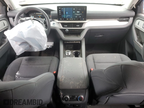 2025 Ford Explorer Active z VIN 1FMUK8DH5SGA67693, wystawiony jako Copart lot #53002495 z przebiegiem 1 561 mil mil oraz Szkoda całkowita • Salvage title. Historia ofert i sprzedaży dostępna na DreamBid. Obrazek 8.