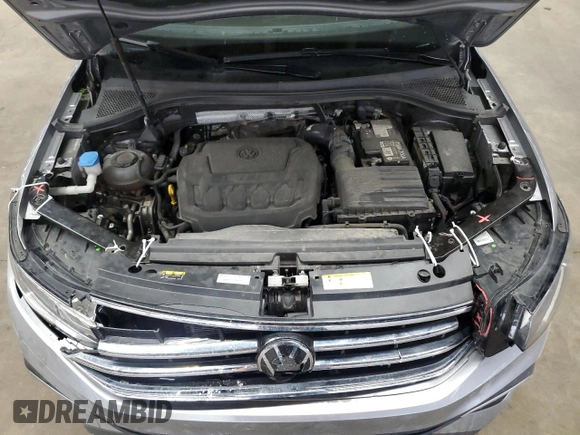 2024 Volkswagen Tiguan SE z VIN 3VV2B7AX0RM107682, wystawiony jako Copart lot #63655555 z przebiegiem 46 998 mil mil oraz Czysty tytuł • Clean title. Historia ofert i sprzedaży dostępna na DreamBid. Obrazek 12.