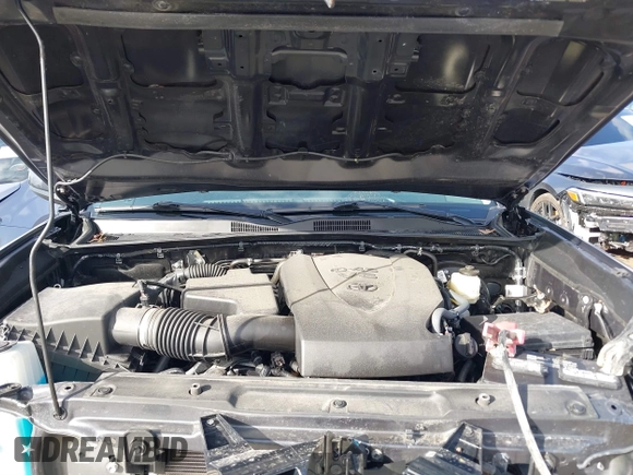 2021 Toyota Tacoma SR z VIN 3TMCZ5AN5MM377663, wystawiony jako IAAI lot #41726696 z przebiegiem 32 125 mil mil oraz . Historia ofert i sprzedaży dostępna na DreamBid. Obrazek 10.
