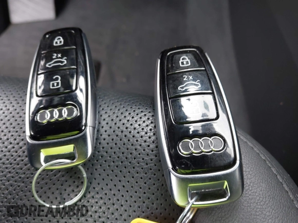 2023 Audi Q7 Premium Plus with VIN WA1LCBF75PD002182, listed as a IAAI auction lot 41660226 with 19,164 mi miles and . Bid and sale history available at DreamBid. Image 11.