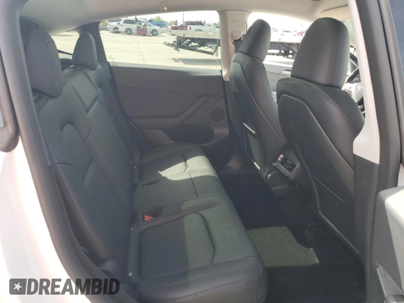 2024 Tesla Model Y Long Range с VIN 7SAYGDEE1RF152168, выставлен на аукционе Copart как лот 52436135 с пробегом 3 546 миль миль и Списание • Salvage title. История ставок и продаж доступна на DreamBid. Изображение 10.
