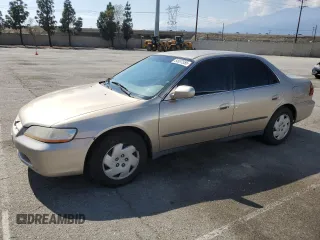2000 Honda Accord LX z VIN 1HGCG1643YA089899, wystawiony jako Copart lot #54937555 z przebiegiem 196 596 mil mil oraz Szkoda całkowita • Salvage title. Historia ofert i sprzedaży dostępna na DreamBid. Obrazek 1.