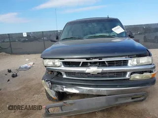 2006 Chevrolet Tahoe LS with VIN 1GNEC13V16J163907, listed as a IAAI auction lot 41232903 with 142,382 mi miles. Bid and sale history available at carsss.com. Image 6.