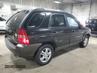 2005 Kia Sportage LX with VIN KNDJF723557033271, listed as a Copart auction lot 84699134 with 182,798 mi miles and Non Repairable. Bid and sale history available at carsss.com. Image 3.
