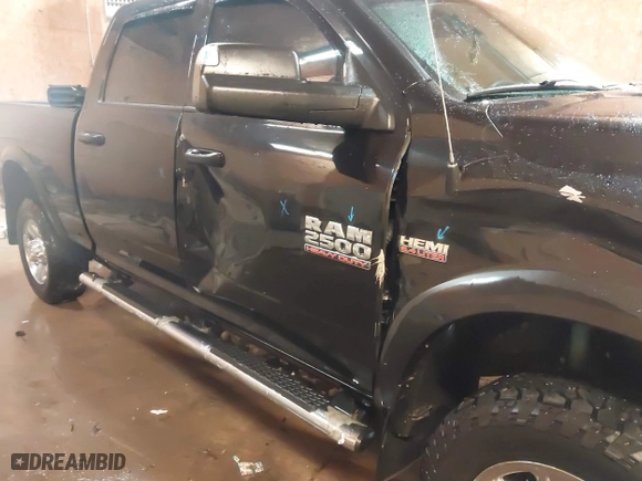 2018 Ram 2500 Tradesman with VIN 3C6UR5CJ5JG277725, listed as a IAAI auction lot 41577938 with 81,262 mi miles. Bid and sale history available at carsss.com. Image 6.