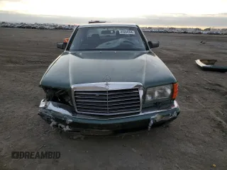 1986 Mercedes-Benz 420 420SEL with VIN WDBCA35D7GA228605, listed as a Copart auction lot 85934304 with 173,961 mi miles and Salvage Title. Bid and sale history available at carsss.com. Image 5.