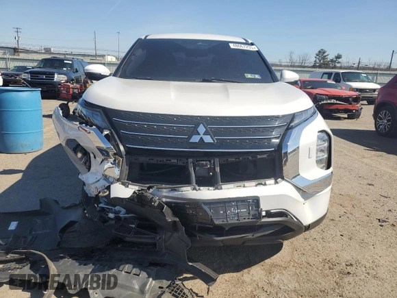 2022 Mitsubishi Outlander ES with VIN JA4J4TA81NZ028465, listed as a Copart auction lot 48667235 with 40,894 mi miles and Salvage Title. Bid and sale history available at carsss.com. Image 5.