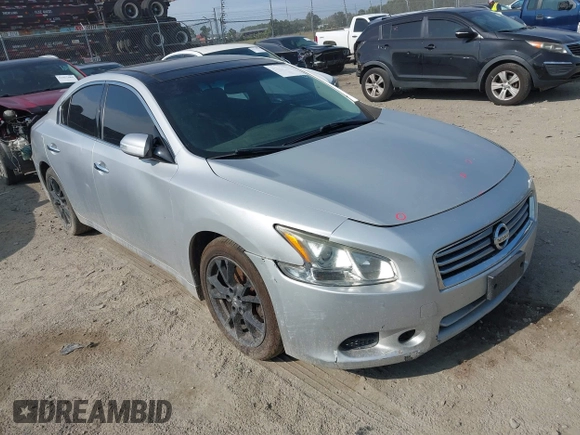 2014 Nissan Maxima S z VIN 1N4AA5AP6EC910967, wystawiony jako IAAI lot #42124722 z przebiegiem 111 986 mil mil oraz . Historia ofert i sprzedaży dostępna na DreamBid. Obrazek 1.