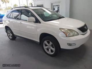 2006 Lexus RX 330 with VIN 2T2HA31U76C105888, listed as a IAAI auction lot 42125780 with 207,299 mi miles. Bid and sale history available at carsss.com. Image 1.