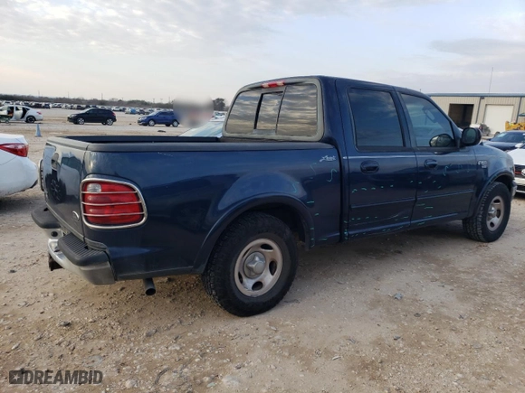 2002 Ford F-150 XLT with VIN 1FTRW07L82KE27035, listed as a Copart auction lot 44928855 with 0 mi miles and Salvage Title. Bid and sale history available at carsss.com. Image 3.