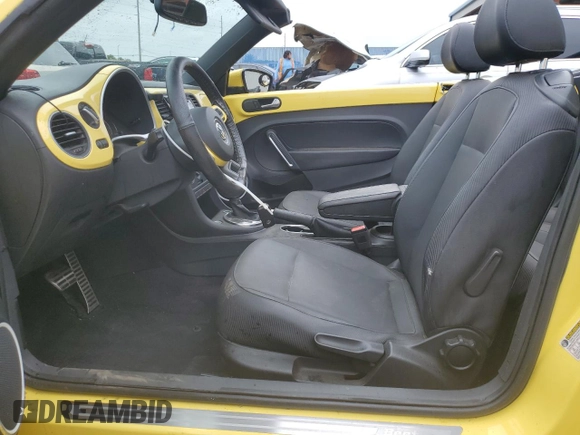 2013 Volkswagen Beetle 2.5L with VIN 3VW5P7AT6DM812504, listed as a Copart auction lot 52156165 with 53,682 mi miles and Salvage Title. Bid and sale history available at DreamBid. Image 7.
