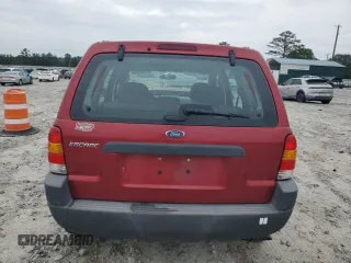 2003 Ford Escape XLS Popular with VIN 1FMYU92153KC96798, listed as a Copart auction lot 71388454 with 161,329 mi miles and Salvage Title. Bid and sale history available at carsss.com. Image 6.