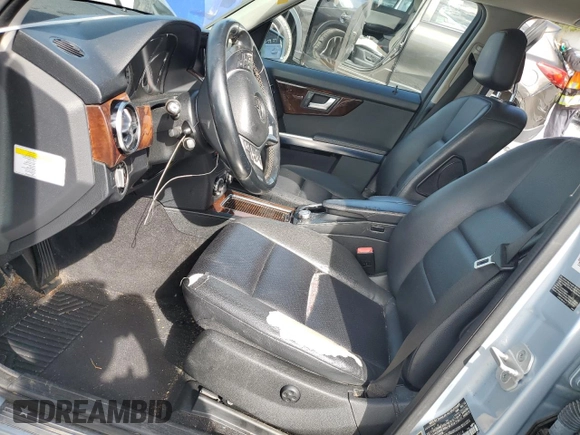 2013 Mercedes-Benz GLK 350 with VIN WDCGG5HB6DG016014, listed as a Copart auction lot 70265184 with 183,603 mi miles and Clean Title. Bid and sale history available at DreamBid. Image 7.