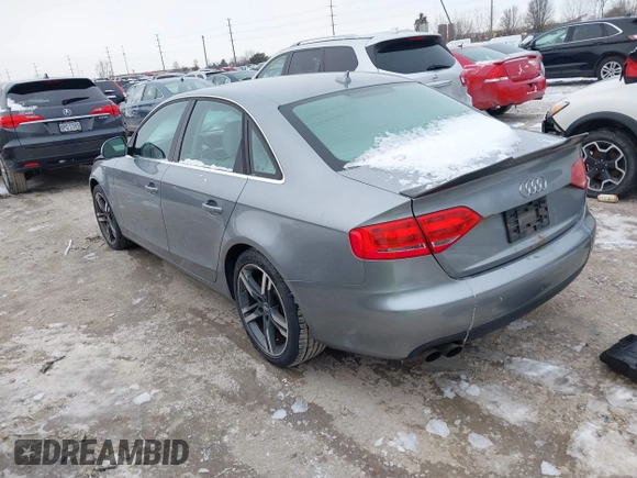 2009 Audi A4 z VIN WAUSF98K89N073051, wystawiony jako IAAI lot #41601325 z przebiegiem 163 475 mil mil oraz . Historia ofert i sprzedaży dostępna na DreamBid. Obrazek 3.